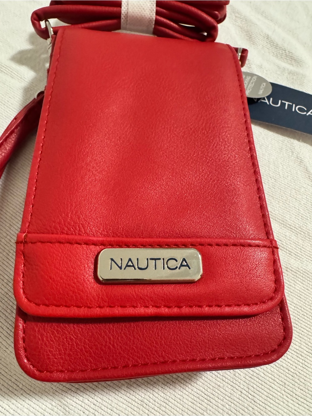NWT Nautica Red Faux-Leather Phone Crossbody Wristlet Wallet Small - Picture 2 of 8